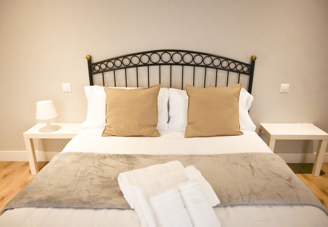 Apartamento en Madrid - M (CBA361) Céntrica y amplia vivienda de cuatro do Apartamento en Madrid - M (CBA361) Céntrica y amplia vivienda de cuatro do