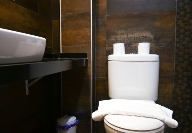 Apartamento en Madrid - M (CBA361) Céntrica y amplia vivienda de cuatro do Apartamento en Madrid - M (CBA361) Céntrica y amplia vivienda de cuatro do