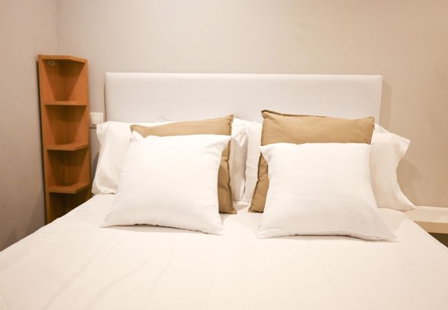 Apartamento en Madrid - M (CBA361) Céntrica y amplia vivienda de cuatro do Apartamento en Madrid - M (CBA361) Céntrica y amplia vivienda de cuatro do