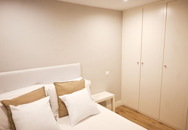 Apartamento en Madrid - M (CBA361) Céntrica y amplia vivienda de cuatro do Apartamento en Madrid - M (CBA361) Céntrica y amplia vivienda de cuatro do