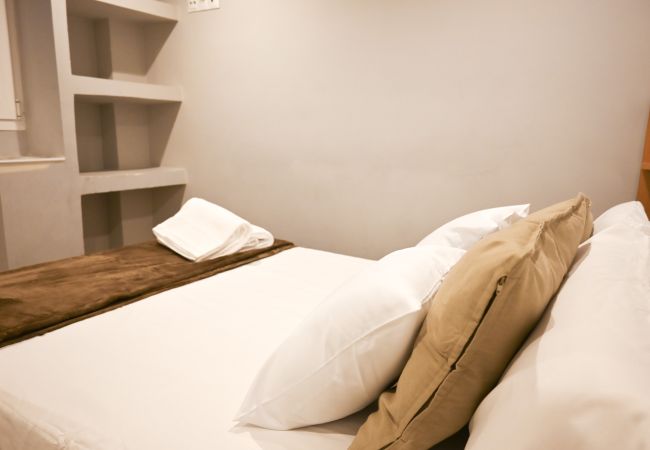 Apartamento en Madrid - M (CBA361) Céntrica y amplia vivienda de cuatro do Apartamento en Madrid - M (CBA361) Céntrica y amplia vivienda de cuatro do