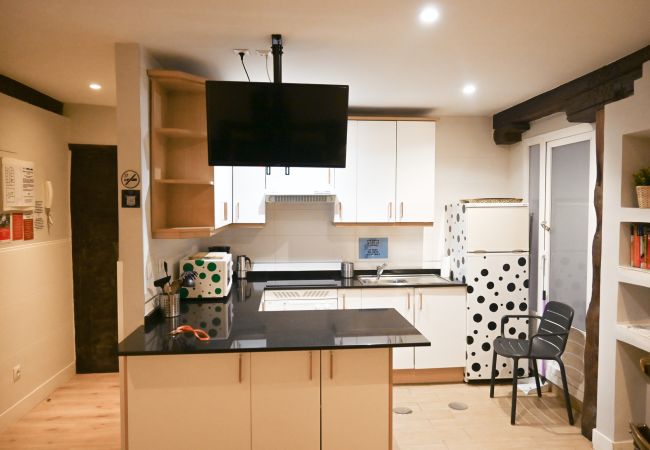 Apartamento en Madrid - M (CBA361) Céntrica y amplia vivienda de cuatro do Apartamento en Madrid - M (CBA361) Céntrica y amplia vivienda de cuatro do