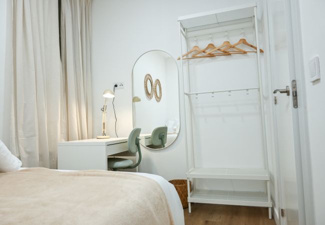 Apartamento en Madrid - M (GHE130) Encantador apartamento de un dormitorio Apartamento en Madrid - M (GHE130) Encantador apartamento de un dormitorio
