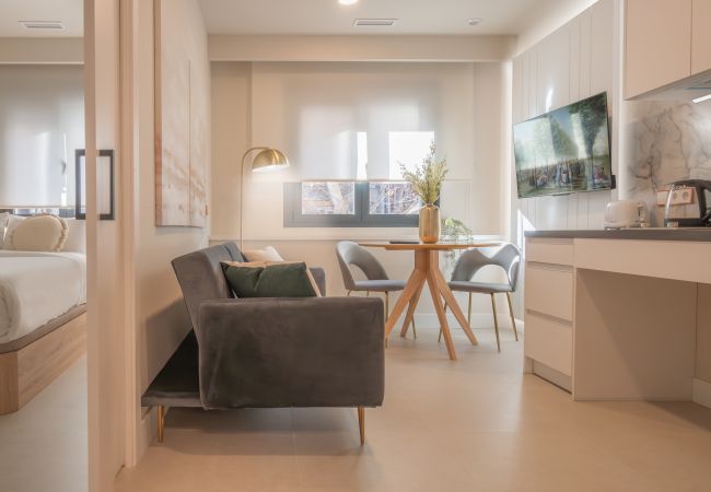 Apartamento en Madrid - M (DEL29 1º1) Almudena: Tu escapada urbana con air