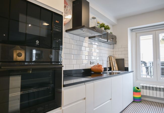 Apartamento en Madrid - M (PEZ11) Temporada de alquiler en el corazón de M Apartamento en Madrid - M (PEZ11) Temporada de alquiler en el corazón de M