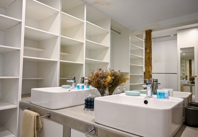 Apartamento en Madrid - M (PEZ11) Temporada de alquiler en el corazón de M Apartamento en Madrid - M (PEZ11) Temporada de alquiler en el corazón de M