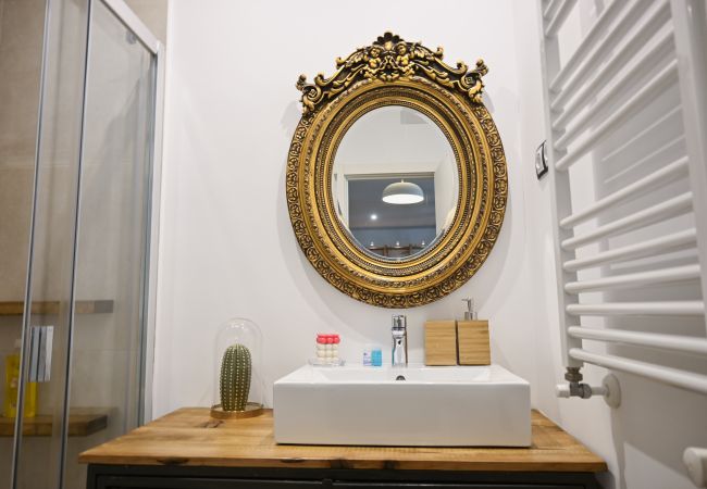 Apartamento en Madrid - M (PEZ11) Temporada de alquiler en el corazón de M Apartamento en Madrid - M (PEZ11) Temporada de alquiler en el corazón de M