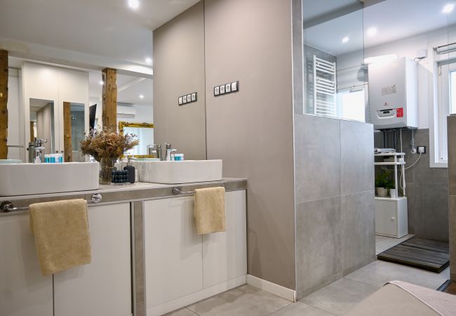 Apartamento en Madrid - M (PEZ11) Temporada de alquiler en el corazón de M Apartamento en Madrid - M (PEZ11) Temporada de alquiler en el corazón de M