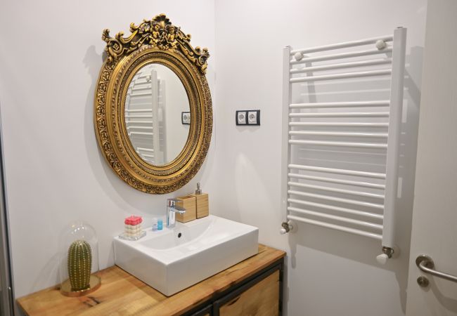 Apartamento en Madrid - M (PEZ11) Temporada de alquiler en el corazón de M Apartamento en Madrid - M (PEZ11) Temporada de alquiler en el corazón de M