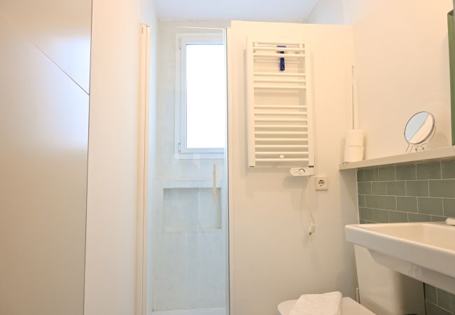 Apartamento en Madrid - M (AMP412) Encantador apartamento de 2 dormitorios Apartamento en Madrid - M (AMP412) Encantador apartamento de 2 dormitorios