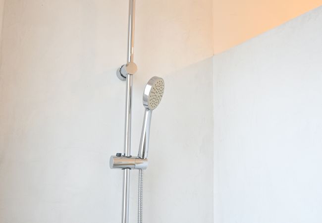 Apartamento en Madrid - M (AMP412) Encantador apartamento de 2 dormitorios Apartamento en Madrid - M (AMP412) Encantador apartamento de 2 dormitorios