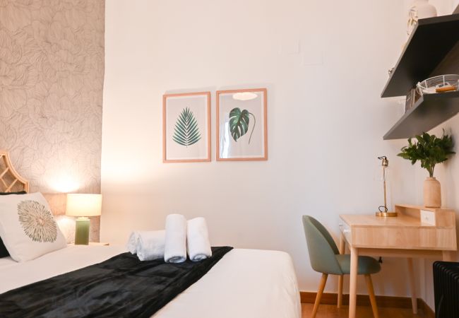 Apartamento en Madrid - M (CER823) Vive la vida madrileña! Acogedora viv Apartamento en Madrid - M (CER823) Vive la vida madrileña! Acogedora viv