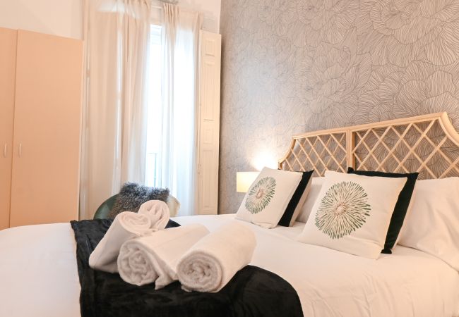 Apartamento en Madrid - M (CER823) Vive la vida madrileña! Acogedora viv Apartamento en Madrid - M (CER823) Vive la vida madrileña! Acogedora viv