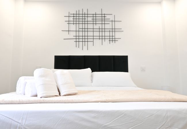 Apartamento en Madrid - M (VIL45) Amplia Casa de 3 Dormitorios: Vive la Na Apartamento en Madrid - M (VIL45) Amplia Casa de 3 Dormitorios: Vive la Na