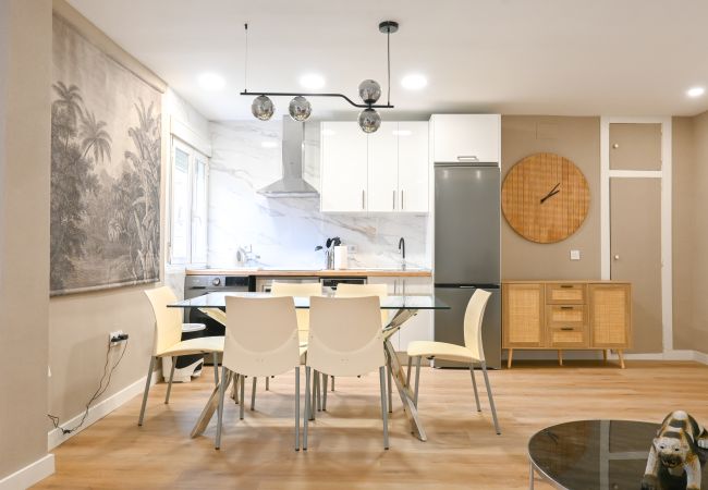 Apartamento en Madrid - M (VIL45) Amplia Casa de 3 Dormitorios: Vive la Na Apartamento en Madrid - M (VIL45) Amplia Casa de 3 Dormitorios: Vive la Na