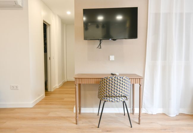 Apartamento en Madrid - M (VIL45) Amplia Casa de 3 Dormitorios: Vive la Na Apartamento en Madrid - M (VIL45) Amplia Casa de 3 Dormitorios: Vive la Na