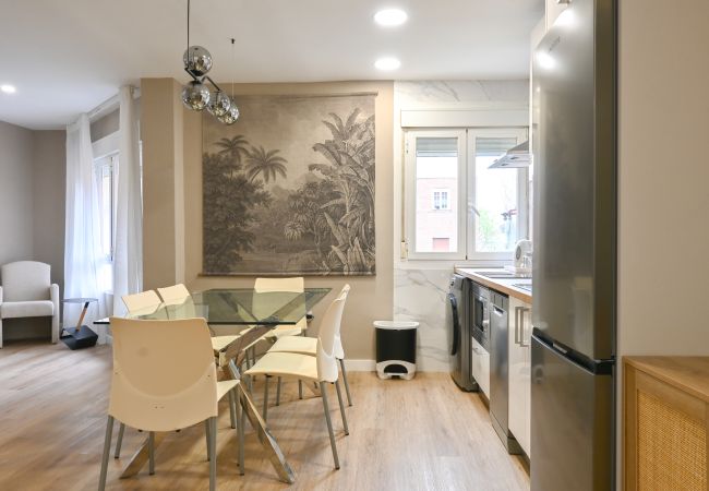 Apartamento en Madrid - Amplia Casa de 3 Dormitorios: Vive la Naturaleza a Pasos de Casa y Campo