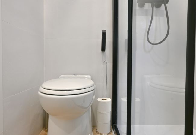 Apartamento en Madrid - M (VIL45) Amplia Casa de 3 Dormitorios: Vive la Na Apartamento en Madrid - M (VIL45) Amplia Casa de 3 Dormitorios: Vive la Na