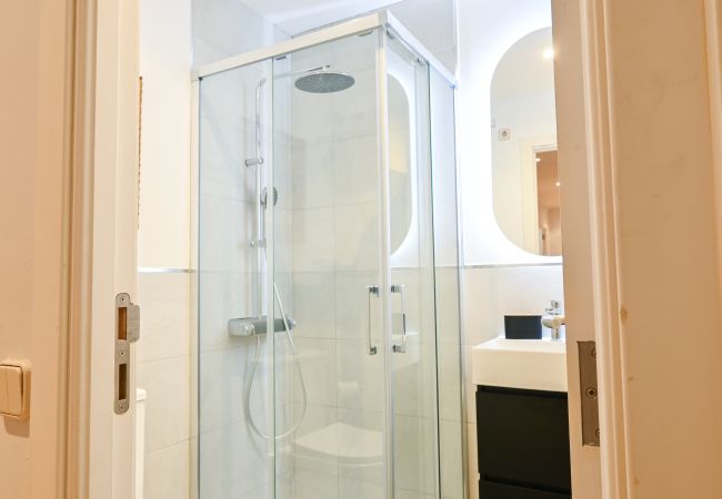 Apartamento en Madrid - M (ORE512) Apartamento Espacioso de Tres Dormitori Apartamento en Madrid - M (ORE512) Apartamento Espacioso de Tres Dormitori