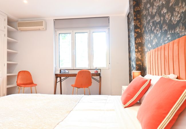 Apartamento en Madrid - Apartamento Espacioso de Tres Dormitorios a pocos minutos del Bernabeu en Madrid ORE51 