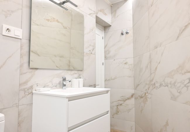 Estudio en Madrid - M (EST22) Céntrico y Luminoso Apartamento en Madri Estudio en Madrid - M (EST22) Céntrico y Luminoso Apartamento en Madri