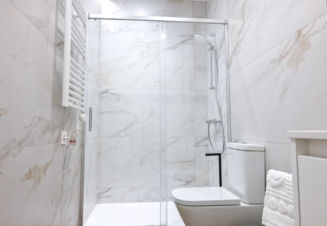 Estudio en Madrid - M (EST23) Céntrico y Luminoso Estudio Duplex en Ma Estudio en Madrid - M (EST23) Céntrico y Luminoso Estudio Duplex en Ma