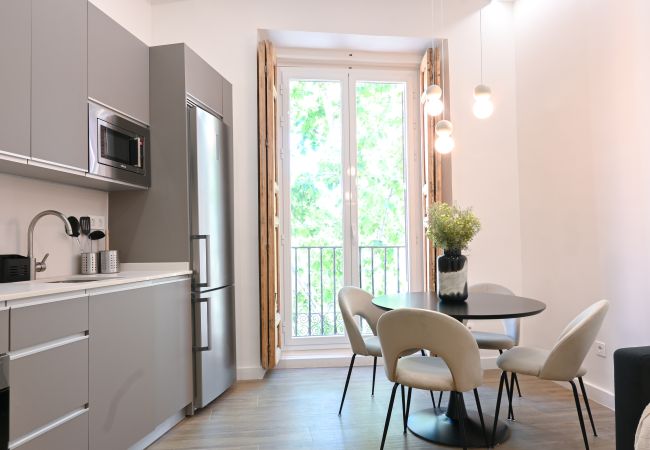 Estudio en Madrid - M (EST23) Céntrico y Luminoso Estudio Duplex en Ma Estudio en Madrid - M (EST23) Céntrico y Luminoso Estudio Duplex en Ma