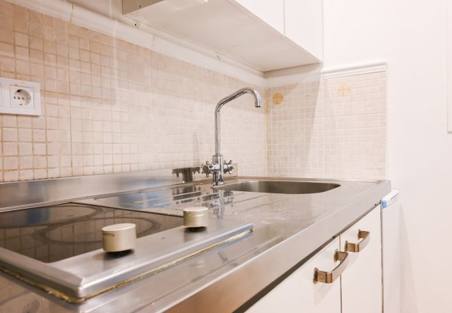 Estudio en Madrid - M (SLR16)  Lindo estudio en barrio Justicia Estudio en Madrid - M (SLR16)  Lindo estudio en barrio Justicia