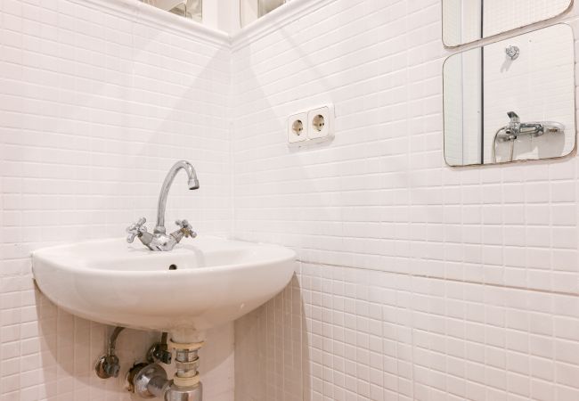 Estudio en Madrid - M (SLR16)  Lindo estudio en barrio Justicia Estudio en Madrid - M (SLR16)  Lindo estudio en barrio Justicia