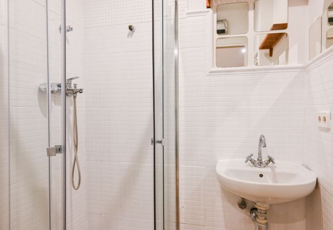 Estudio en Madrid - M (SLR16)  Lindo estudio en barrio Justicia Estudio en Madrid - M (SLR16)  Lindo estudio en barrio Justicia