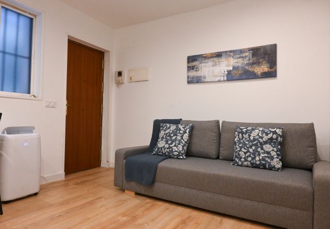 Estudio en Madrid - M (SLR16)  Lindo estudio en barrio Justicia Estudio en Madrid - M (SLR16)  Lindo estudio en barrio Justicia