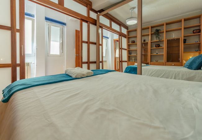 Apartamento en Madrid - M (VDP17) Amplio apartamento de tres dormitorios e Apartamento en Madrid - M (VDP17) Amplio apartamento de tres dormitorios e