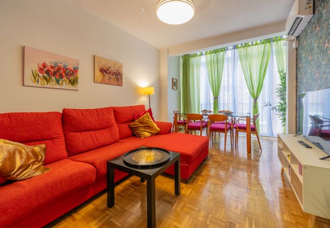 Apartamento en Madrid - M (VDP17) Amplio apartamento de tres dormitorios e Apartamento en Madrid - M (VDP17) Amplio apartamento de tres dormitorios e