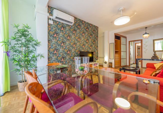 Apartamento en Madrid - M (VDP17) Amplio apartamento de tres dormitorios e Apartamento en Madrid - M (VDP17) Amplio apartamento de tres dormitorios e