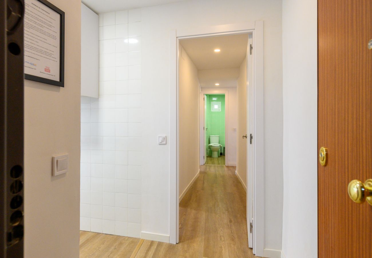 Alquiler por habitaciones en Madrid - M (SAP35C) Acogedora habitación con cama ind