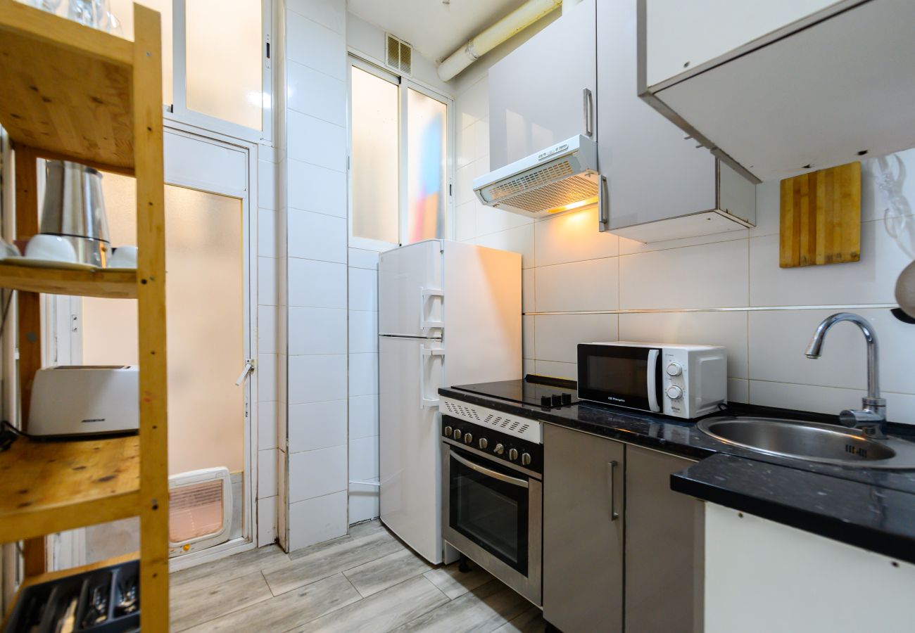 Apartamento en Madrid - M (ALB23) Coqueto apartamento de dos dormitorios e