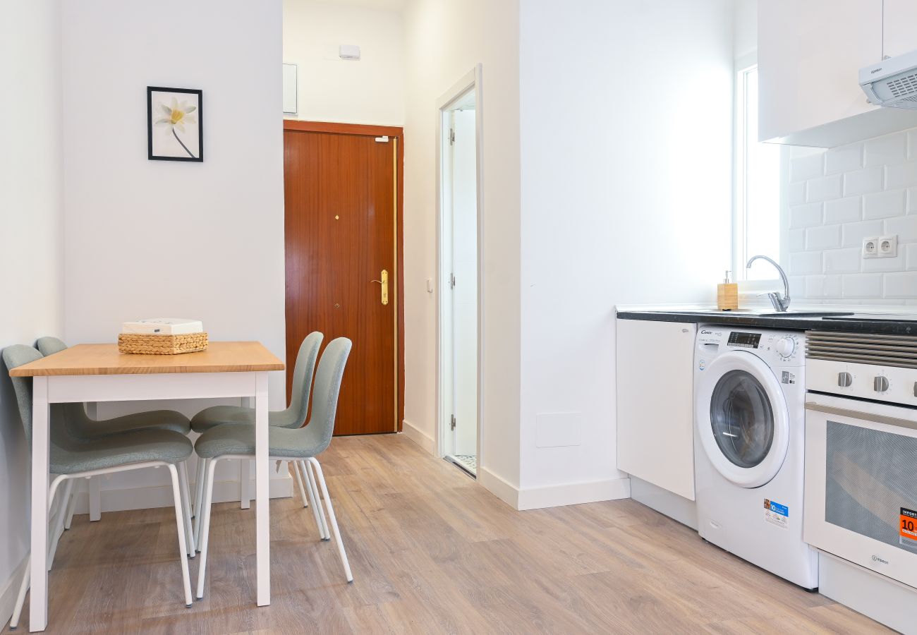 Apartamento en Madrid - M (PAS4C3A) Amplio y luminoso apartamento de tres