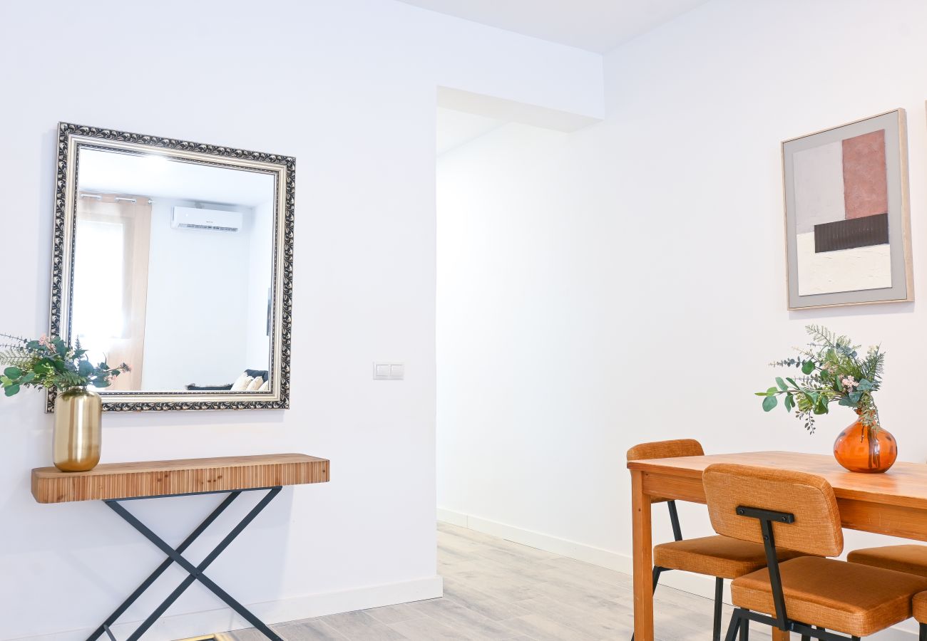 Apartamento en Madrid - M (POL49) Agradable apartamento de un dormitorio e