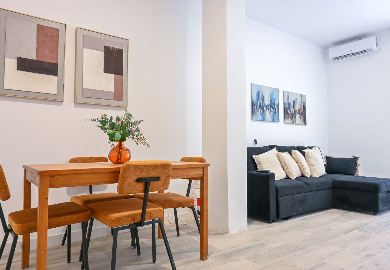 Apartamento en Madrid - M (POL49) Agradable apartamento de un dormitorio e