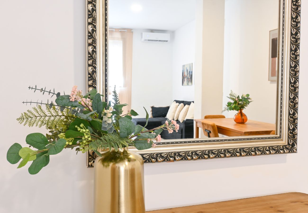 Apartamento en Madrid - M (POL49) Agradable apartamento de un dormitorio e