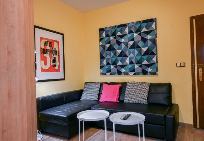 Estudio en Madrid - M (ZUI33) Encantadora vivienda a pocos minutos del