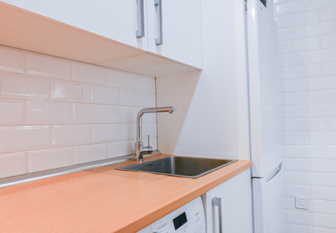 Estudio en Madrid - M (ZUI33) Encantadora vivienda a pocos minutos del