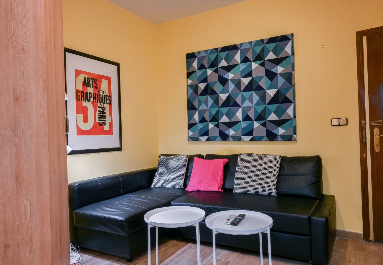 Estudio en Madrid - M (ZUI33) Encantadora vivienda a pocos minutos del