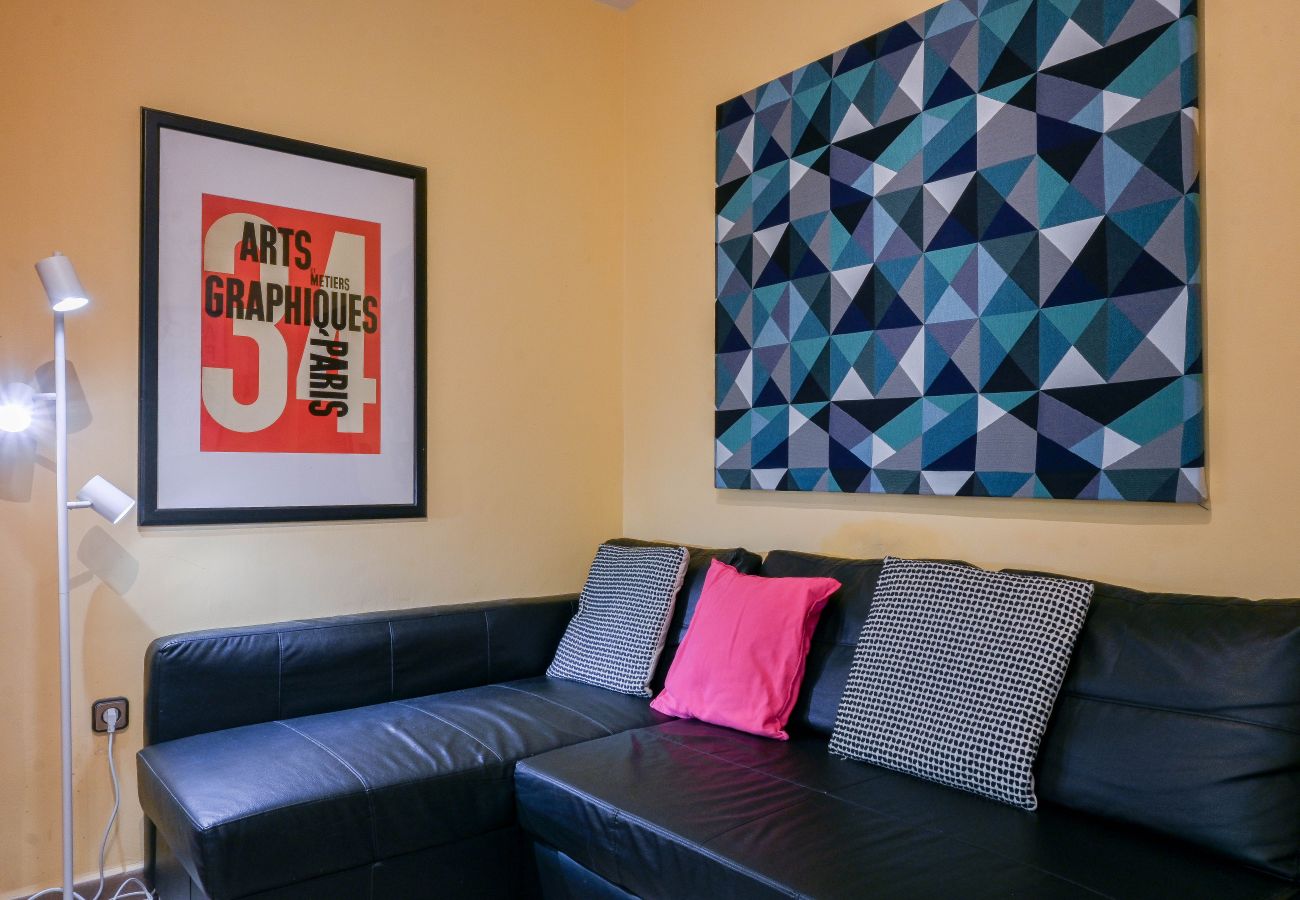 Estudio en Madrid - M (ZUI33) Encantadora vivienda a pocos minutos del