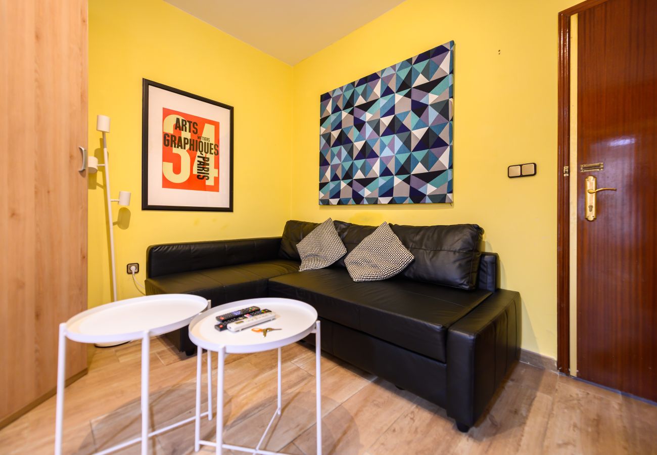 Estudio en Madrid - M (ZUI33) Encantadora vivienda a pocos minutos del