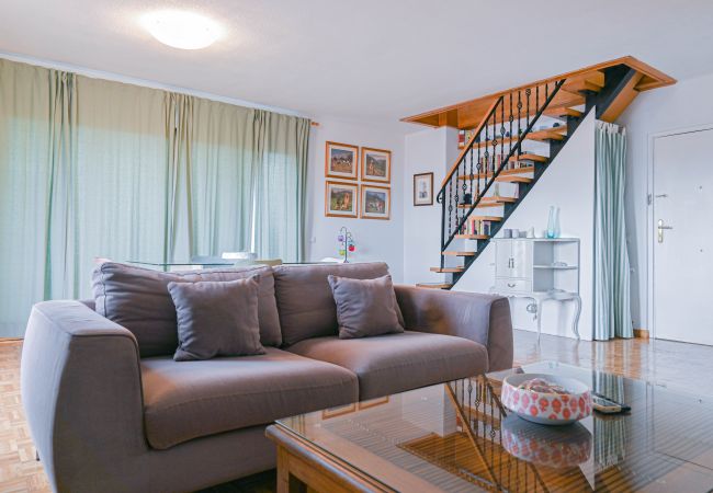 Apartamento en Madrid - M (PAT132) Dúplex Ático con Espectaculares Vistas Apartamento en Madrid - M (PAT132) Dúplex Ático con Espectaculares Vistas