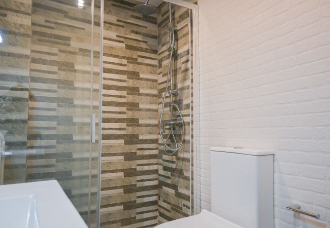 Apartamento en Madrid - M (SEN1692)Amplio Apartamento con Balcón en Calle  Apartamento en Madrid - M (SEN1692)Amplio Apartamento con Balcón en Calle