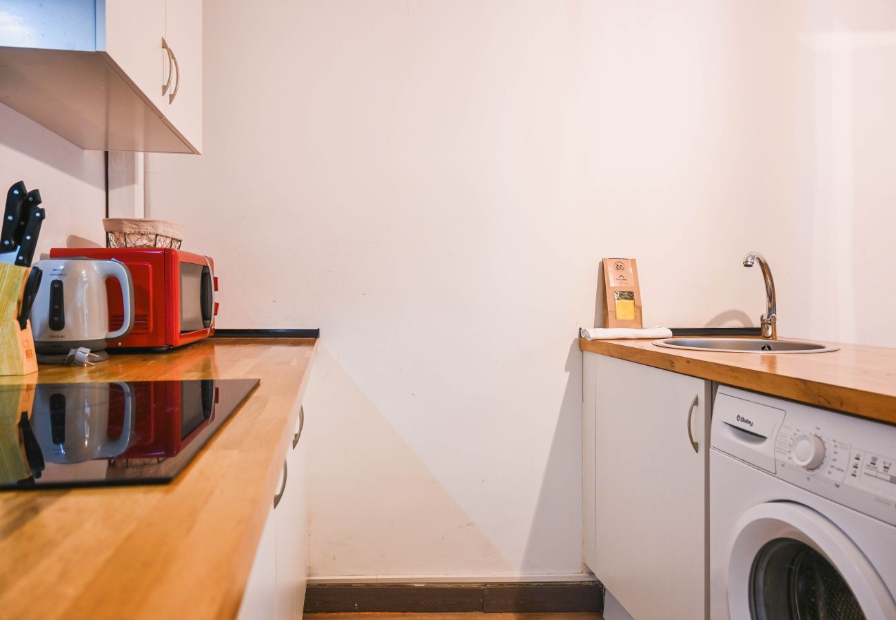 Apartamento en Madrid - M (JAM30)Moderno y Elegante piso en Argüelles con