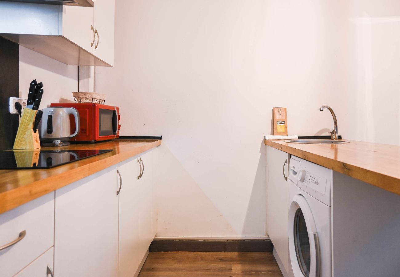 Apartamento en Madrid - M (JAM30)Moderno y Elegante piso en Argüelles con