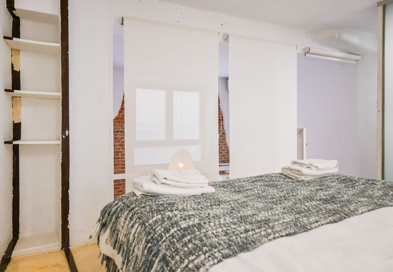 Apartamento en Madrid - M (JAM30)Moderno y Elegante piso en Argüelles con